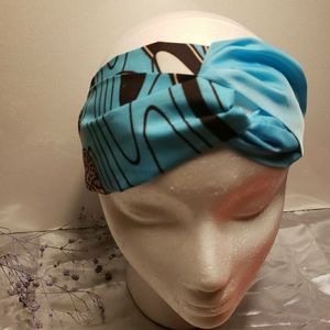 Knotted headband